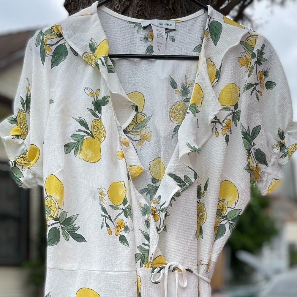 Eva Rose Kiera Lemon Wrap Dress - Picture 3 of 3